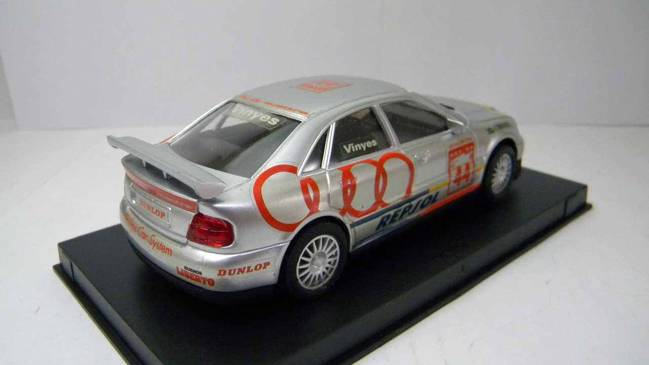 Audi A4 (50137b